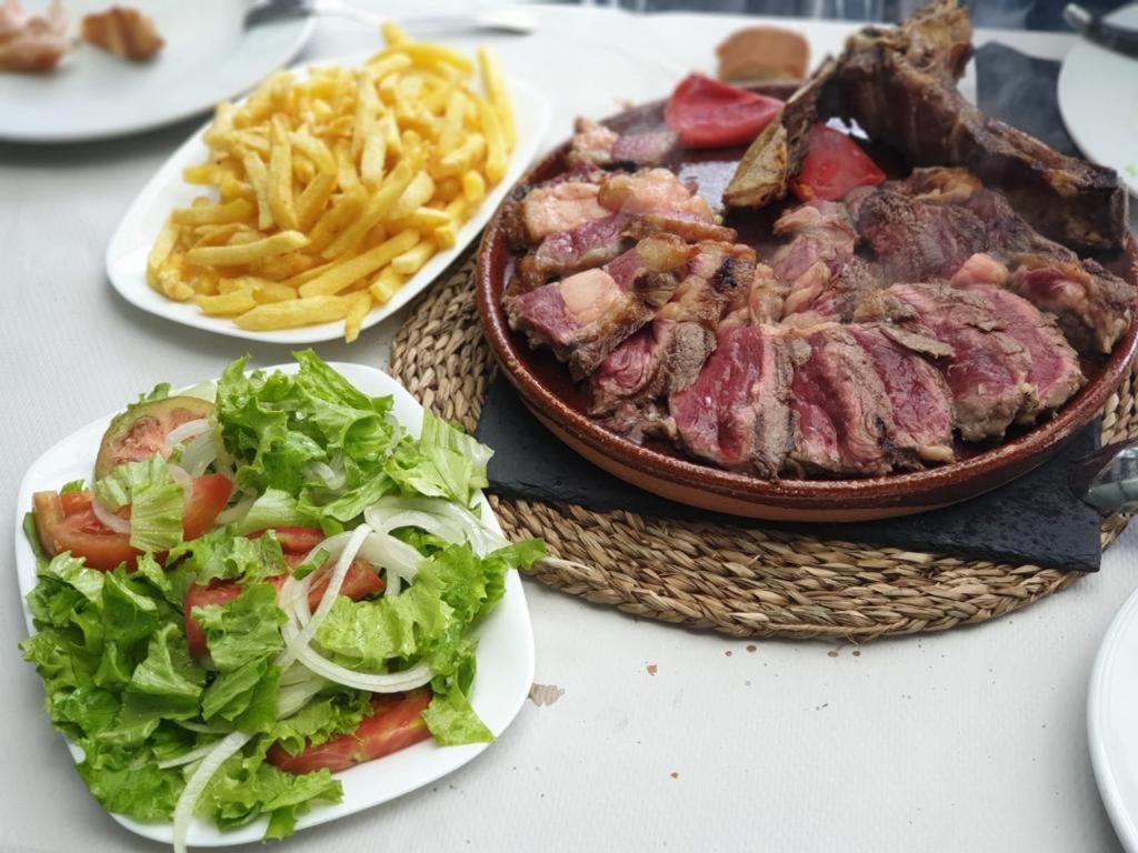 Hostal Cid Ourense Ngoại thất bức ảnh