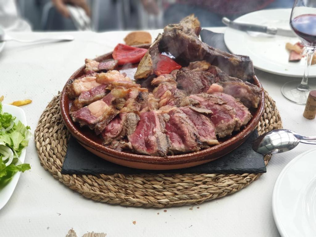 Hostal Cid Ourense Ngoại thất bức ảnh